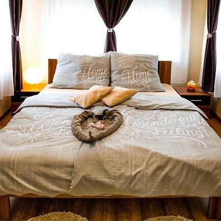 Wiky'S Apartman With 3Bathrooms 부다페스트 외부 사진