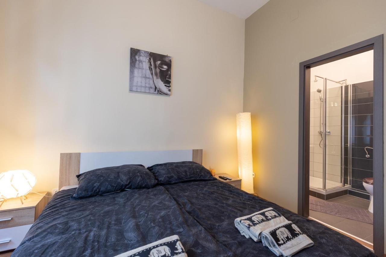 Wiky'S Apartman With 3Bathrooms 부다페스트 외부 사진