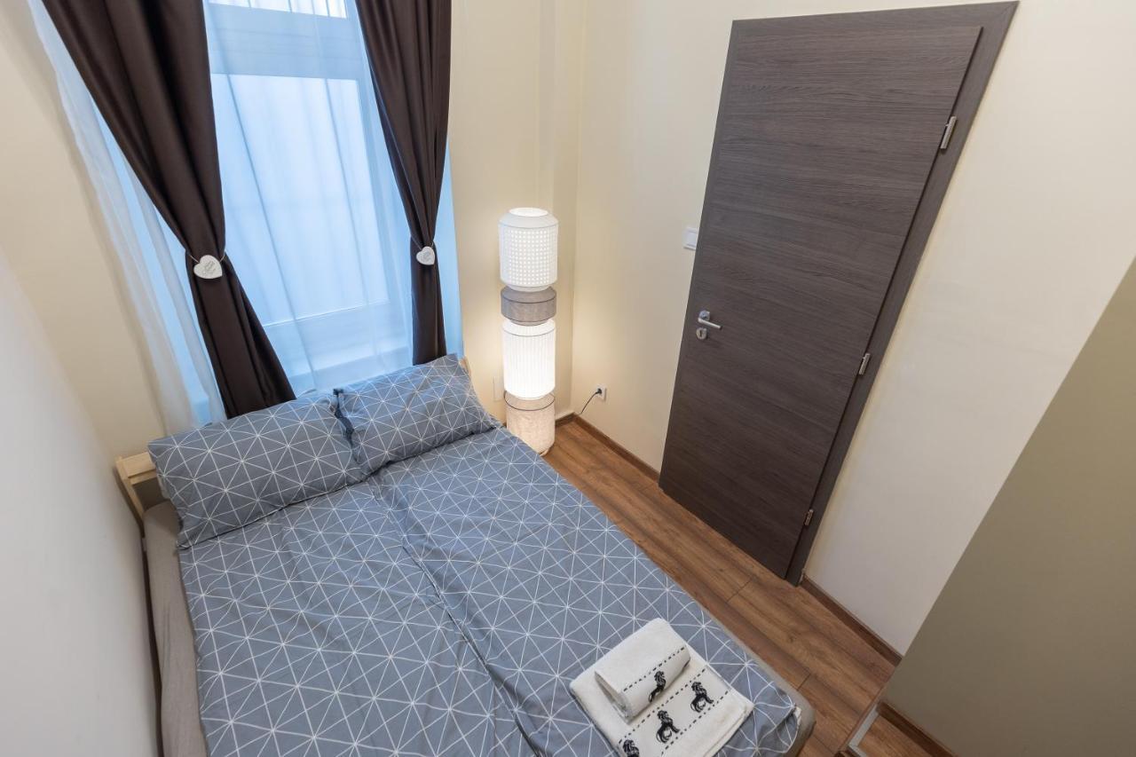 Wiky'S Apartman With 3Bathrooms 부다페스트 외부 사진